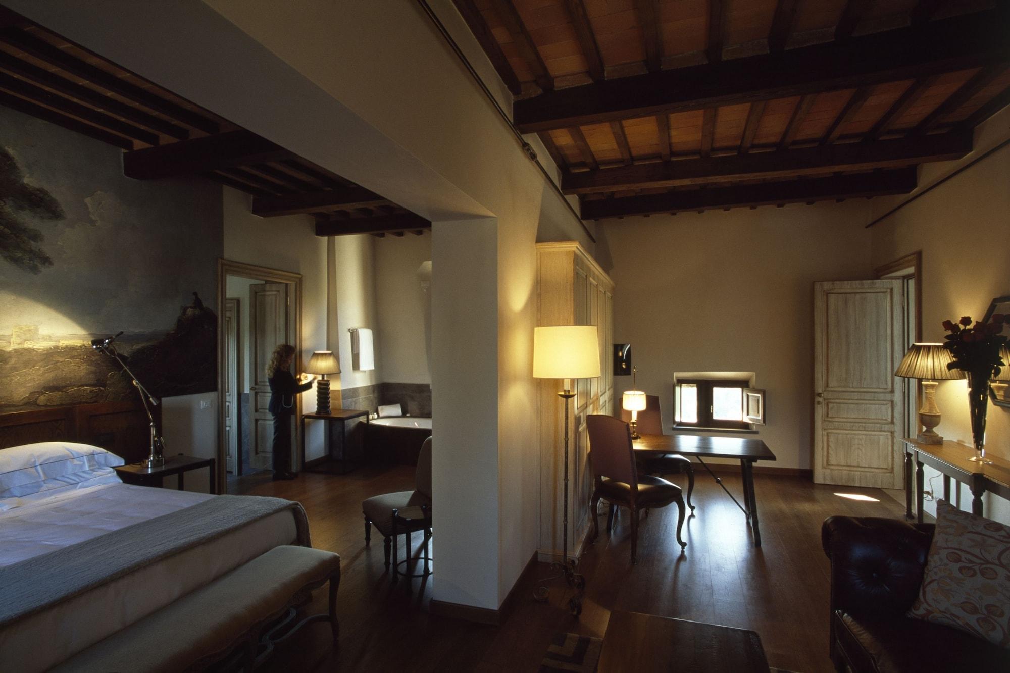 Castel Monastero - The Leading Hotels Of The World Castelnuovo Berardenga Luaran gambar